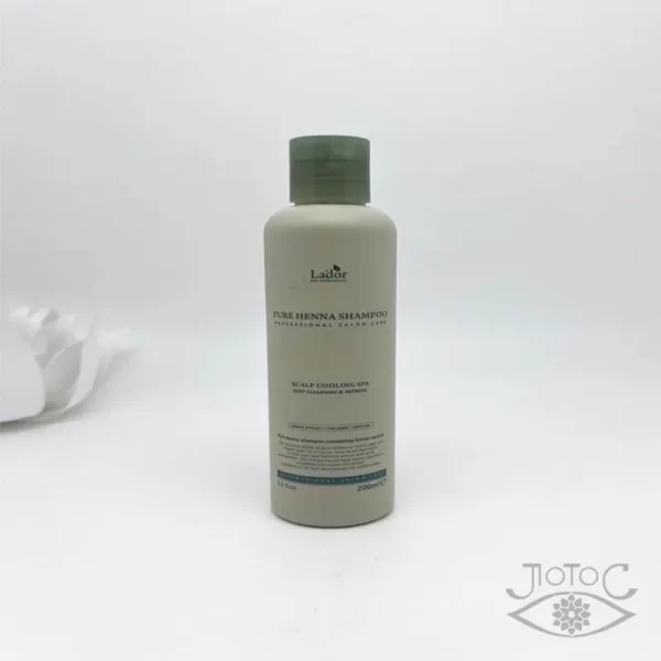 [LADOR] Шампунь профессиональный укрепляющий с хной, Pure Henna Shampoo 200 мл01